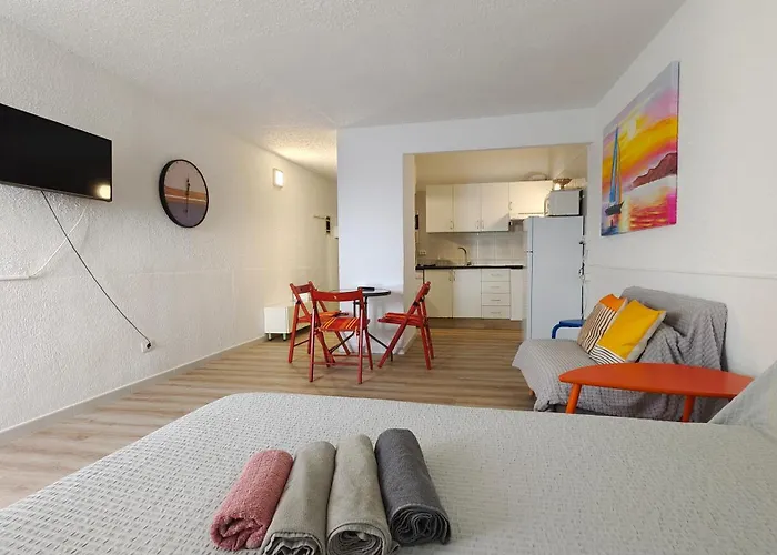 Barandas Beachfront Ocean Outside Апартаменты Кальяо-Сальвахе