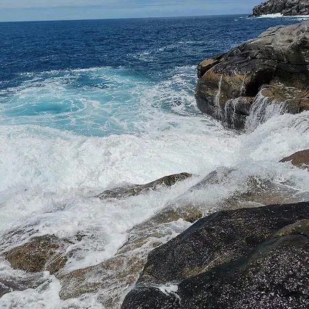 アパート Barandas Beachfront Ocean Outside カジャオ・サルバヘ
